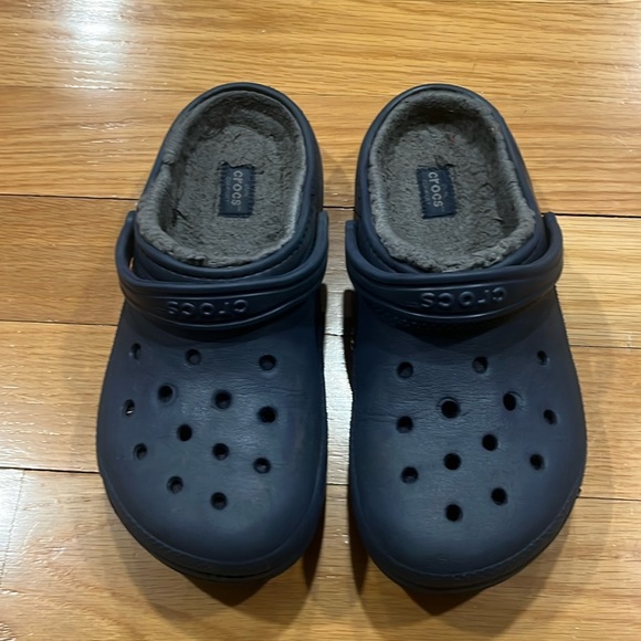CROCS Shoes Crocs Boys Navy Blue Lined Clog Sandals Size J5 Poshmark
